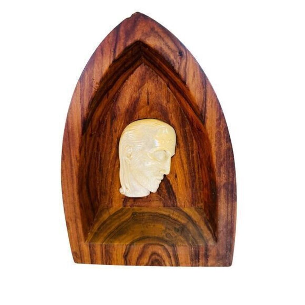 Vintage Carved Mother Of Pearl Jesus Centered On Wood Display Decorative Piece